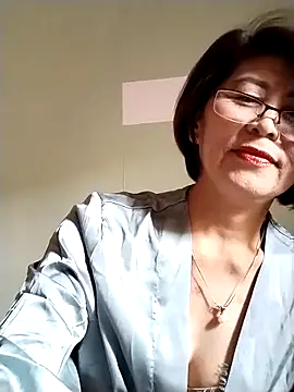 Baby-tits2024 online show from 09.20.25