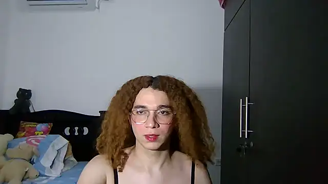 Snapshot of CELESSTESeductora chatting on 02.10.25 CELESSTESeductora online show from 02.10.25