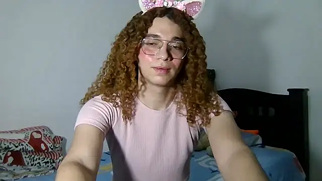 Snapshot of CELESSTESeductora chatting on 02.12.25 CELESSTESeductora online show from 02.12.25