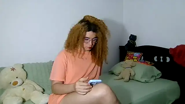 Snapshot of CELESSTESeductora chatting on 05.27.26 CELESSTESeductora online show from 05.27.26