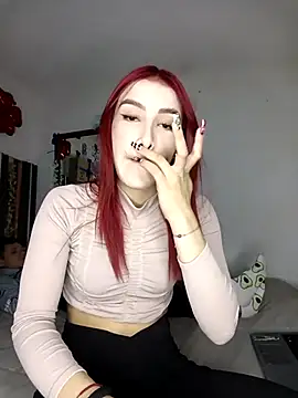 Snapshot of laura_arias018 chatting on 12.04.25 laura arias018 online show from 12.04.25