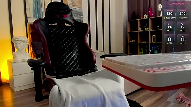 MeganFoxy11 online show from 01.26.25