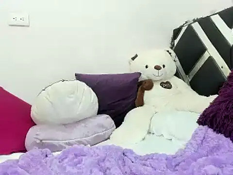 macarenaawills online show from 01.24.25