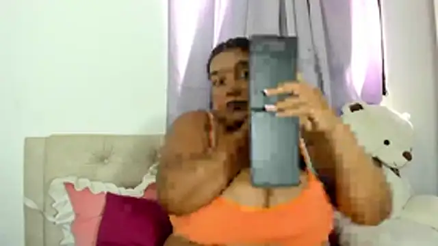 macarenaawills online show from 04.10.26