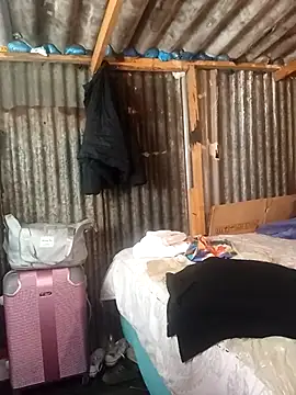 curvyloneah75 online show from 10.16.25