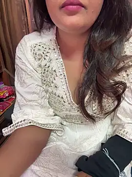 Snapshot of _nishalove19 chatting on 11.10.25 nishalove19 online show from 11.10.25