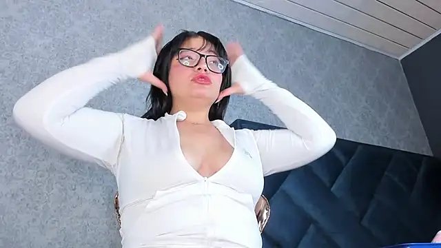 melody hanks online show from 11.17.25