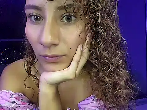 varenkaivanova 22 online show from 12.22.24