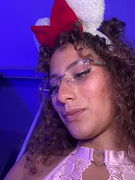 varenkaivanova 22 online show from 02.13.25