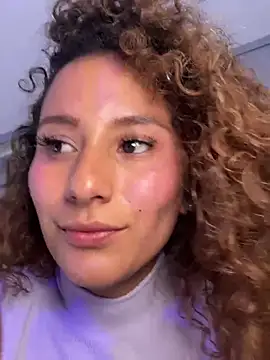 varenkaivanova 22 online show from 03.21.25