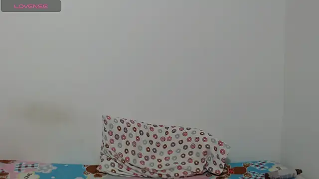Snapshot of Naugthydolls chatting on 09.19.25 Naugthydolls online show from 09.19.25