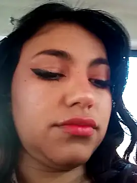 Snapshot of Naomy_veracruz_ chatting on 11.07.25 Naomy veracruz online show from 11.07.25