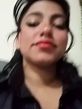 Snapshot of Naomy_veracruz_ chatting on 11.15.25 Naomy veracruz online show from 11.15.25