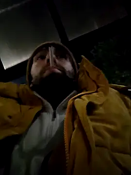 Snapshot of Fuckboy4public chatting on 10.10.25 Fuckboy4public online show from 10.10.25