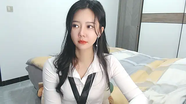 zoe-keke online show from 12.13.24