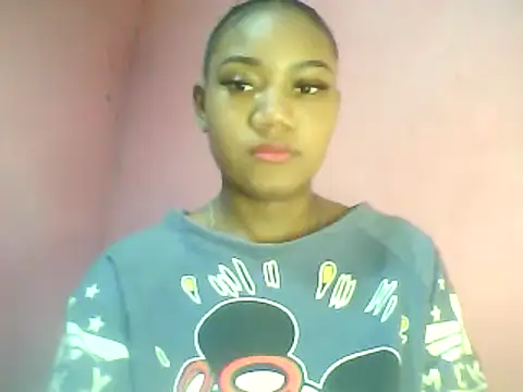 Snapshot of Fariana01 chatting on 12.23.24 Fariana01 online show from 12.23.24