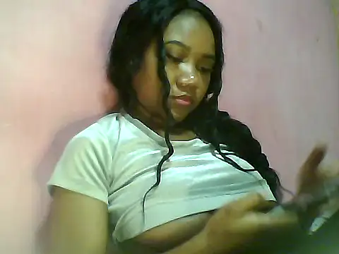 Snapshot of Fariana01 chatting on 01.31.25 Fariana01 online show from 01.31.25