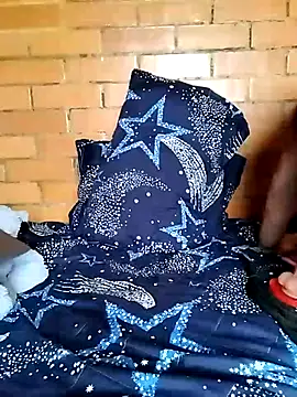 Snapshot of Scarlett45_ chatting on 02.18.25 Scarlett45 online show from 02.18.25