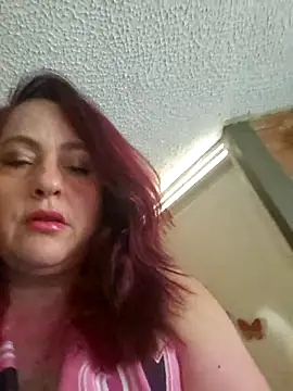 Snapshot of Scarlett45_ chatting on 03.21.25 Scarlett45 online show from 03.21.25