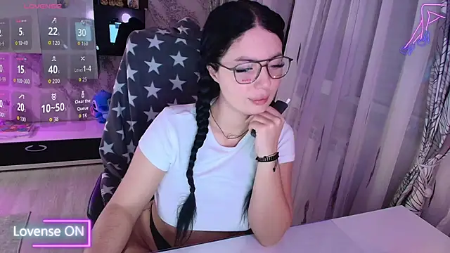 BellaaNoir online show from 11.16.25