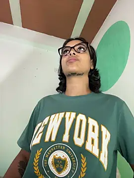 LollaByer online show from 04.19.26