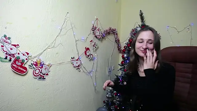 MichelLeee online show from 12.26.24