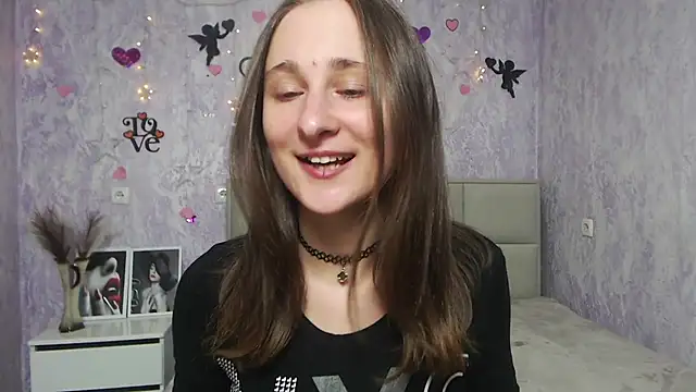 MichelLeee online show from 02.05.25