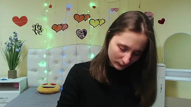 MichelLeee online show from 02.21.25