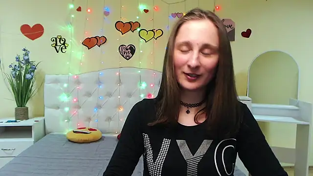 MichelLeee online show from 03.06.25