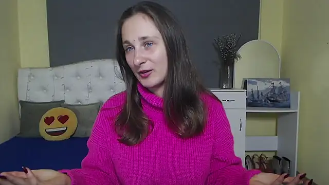 MichelLeee online show from 11.10.25