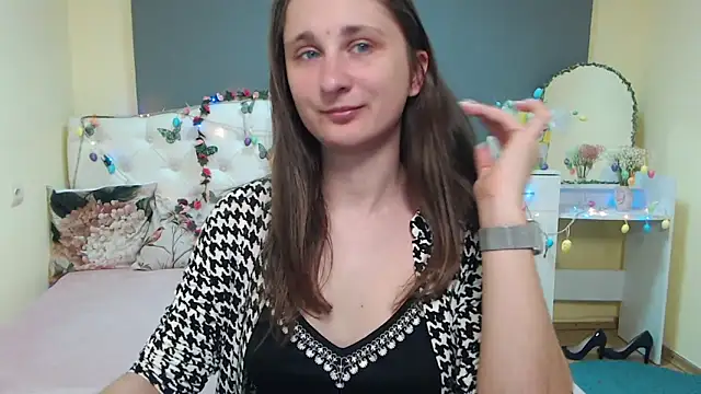 MichelLeee online show from 04.02.26