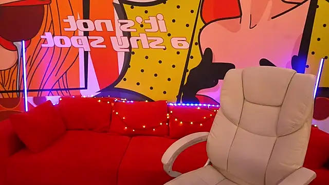 DreamyLinaa online show from 01.20.25