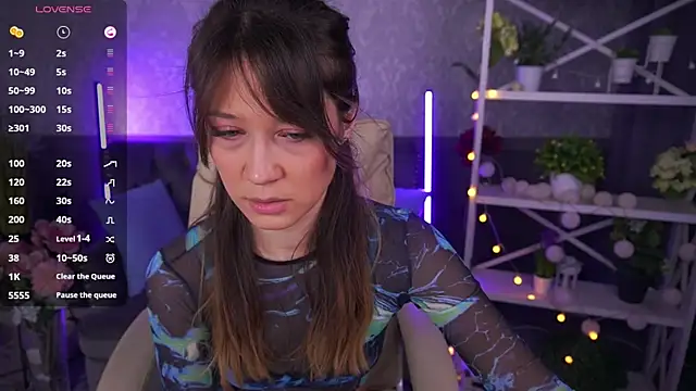 DreamyLinaa online show from 02.27.25