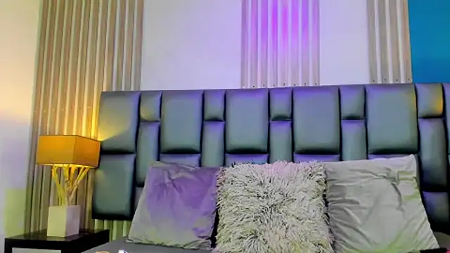 AshleyHill2 online show from 02.26.25