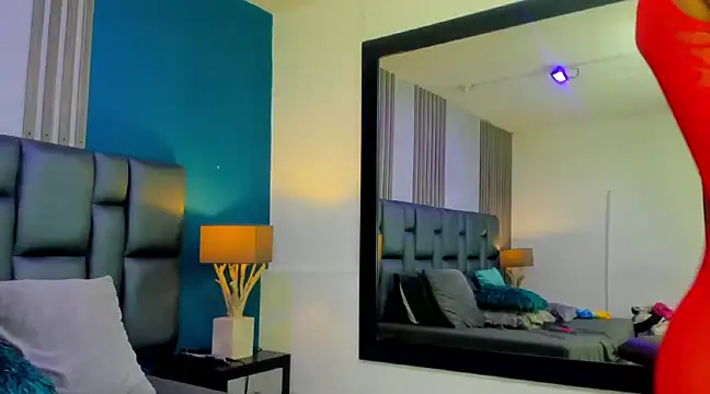 AshleyHill2 online show from 02.26.25