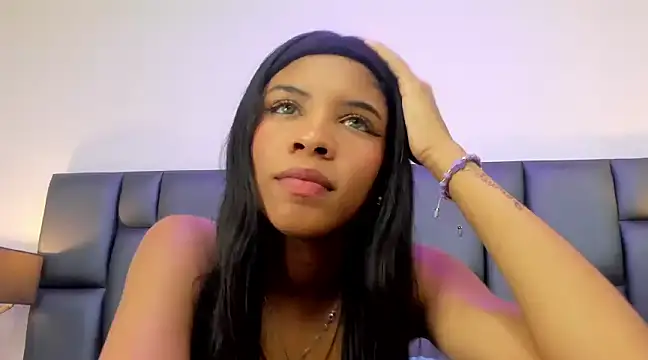 AshleyHill2 online show from 02.28.25