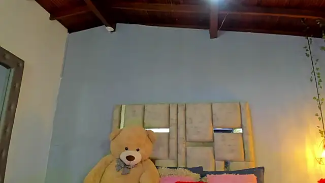 AshleyHill2 online show from 09.12.25