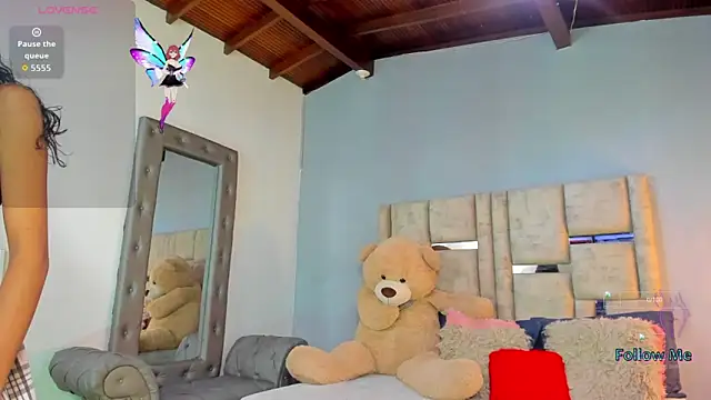 AshleyHill2 online show from 09.18.25