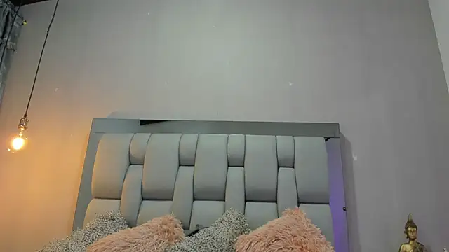 AshleyHill2 online show from 10.17.25