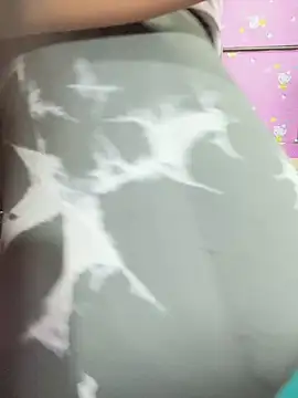 Snapshot of Velyn_18 chatting on 02.28.26 Velyn 18 online show from 02.28.26