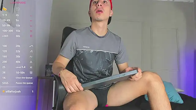 Snapshot of -Bruno-Bs chatting on 02.21.25 -Bruno-Bs online show from 02.21.25