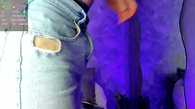 Snapshot of -Bruno-Bs chatting on 11.12.25 -Bruno-Bs online show from 11.12.25