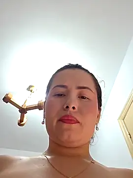 Snapshot of NeredaXxx chatting on 10.04.25 NeredaXxx online show from 10.04.25