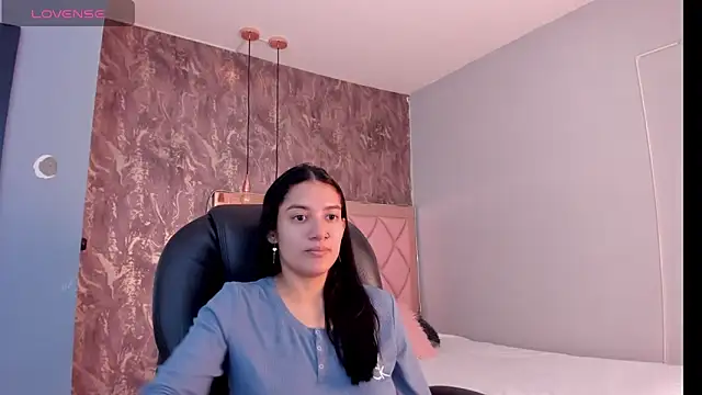 SKYLERWHIITEE online show from 01.16.25