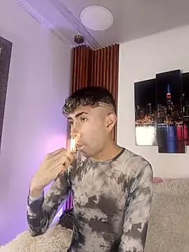 Noah Xitruxx online show from 10.06.25