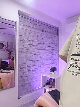 Noah Xitruxx online show from 10.17.25