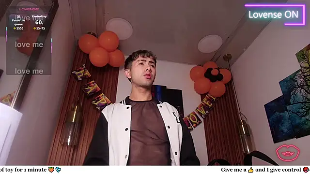 Noah Xitruxx online show from 10.20.25