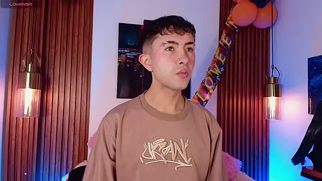 Noah Xitruxx online show from 10.23.25