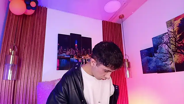 Noah Xitruxx online show from 11.10.25