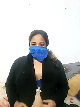 Snapshot of Sex-Nia chatting on 12.18.24 Sex-Nia online show from 12.18.24